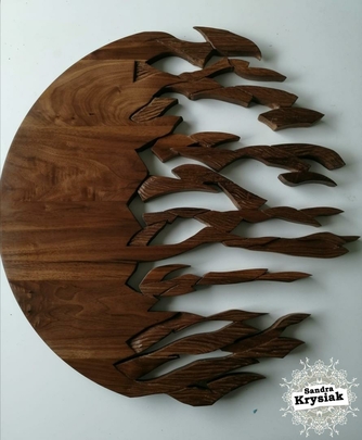 Héctor Escultura tallada en madera de nogal. 2021