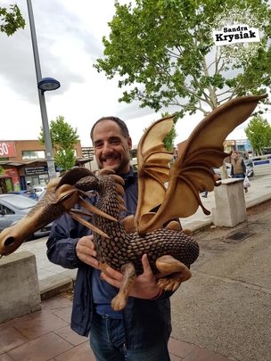 Ismael con su dragrón terminado. 2018