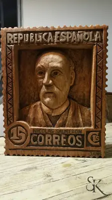 Retrato tallado como un sello de correos